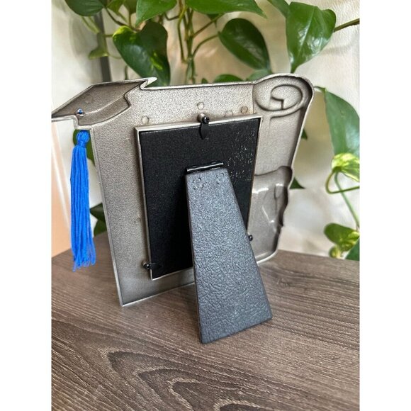 2006 graduation metal picture frame - Picture 7 of 8